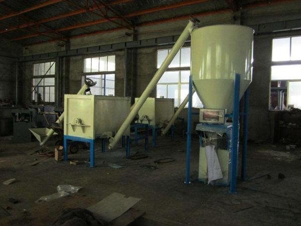 小型饲料成套机组